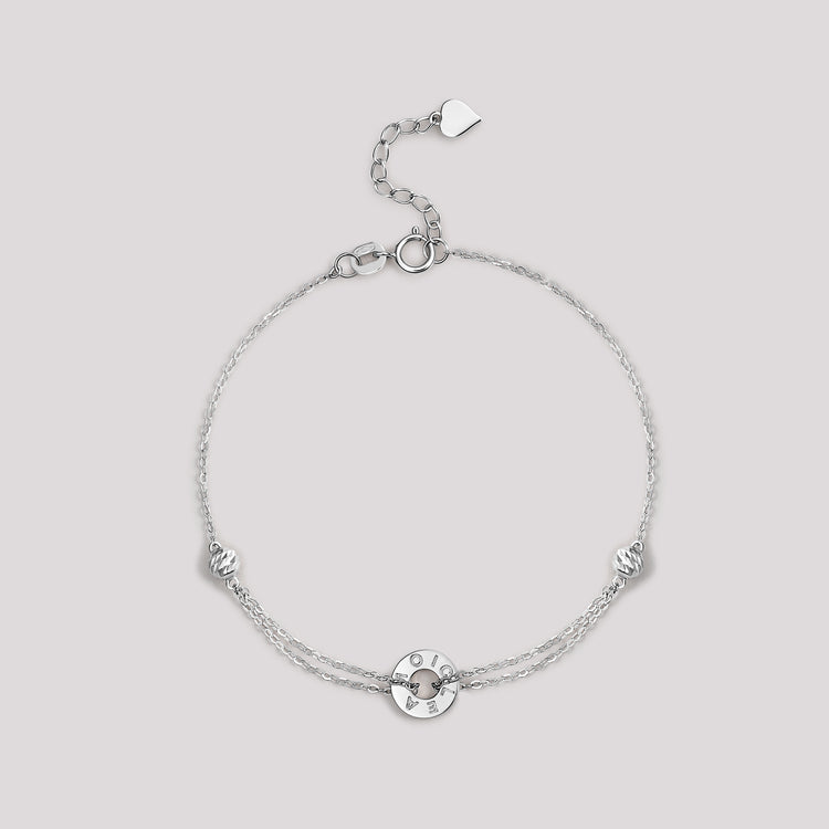 The Just Bracelet crafted in solid 18k (750) white gold from the Cléamoi Balance Collection.